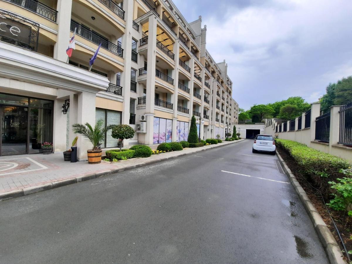 Private Apartments By The Sea With A Large Terrace In Apart Hotel! 帕莫瑞 外观 照片