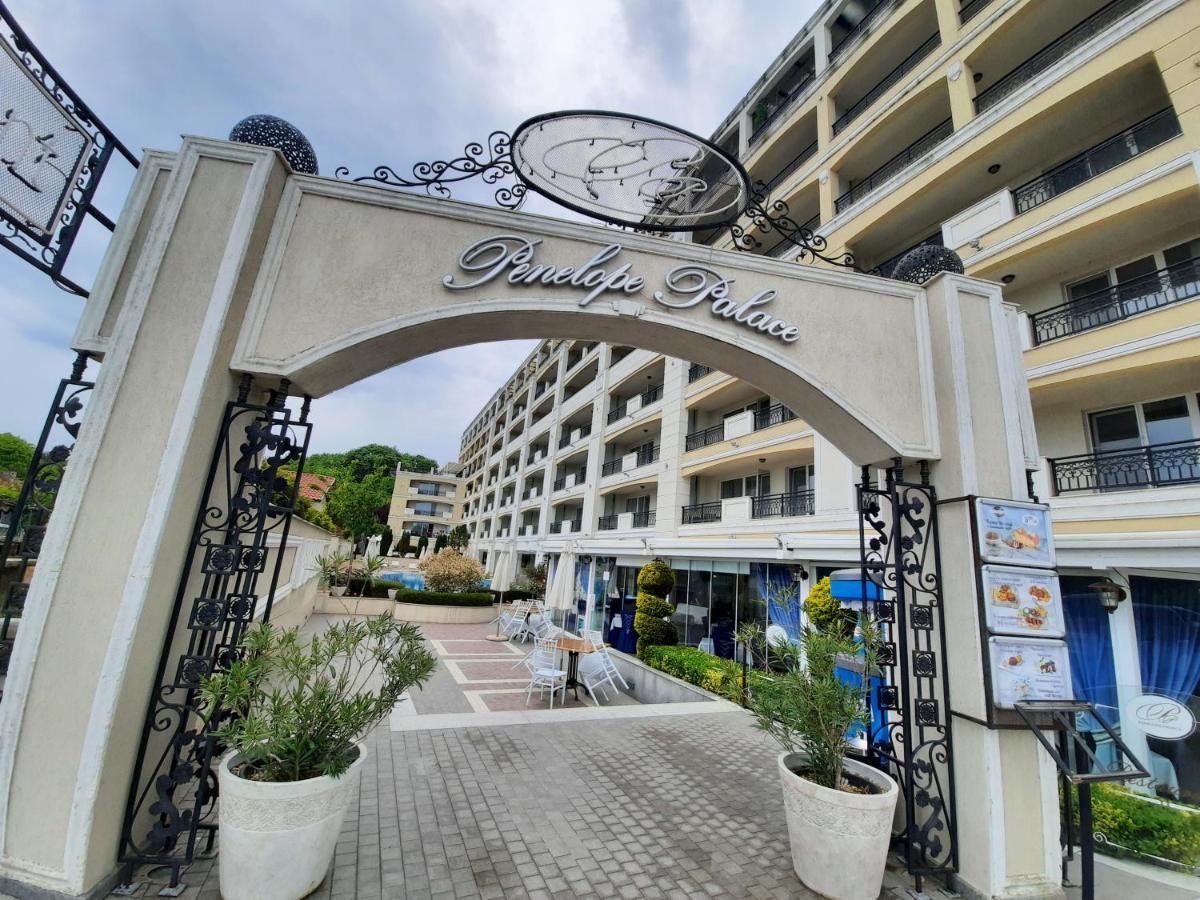Private Apartments By The Sea With A Large Terrace In Apart Hotel! 帕莫瑞 外观 照片