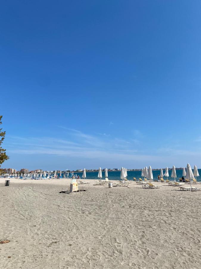 Private Apartments By The Sea With A Large Terrace In Apart Hotel! 帕莫瑞 外观 照片