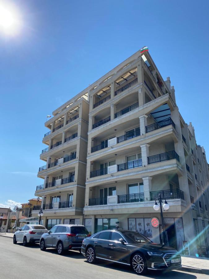 Private Apartments By The Sea With A Large Terrace In Apart Hotel! 帕莫瑞 外观 照片