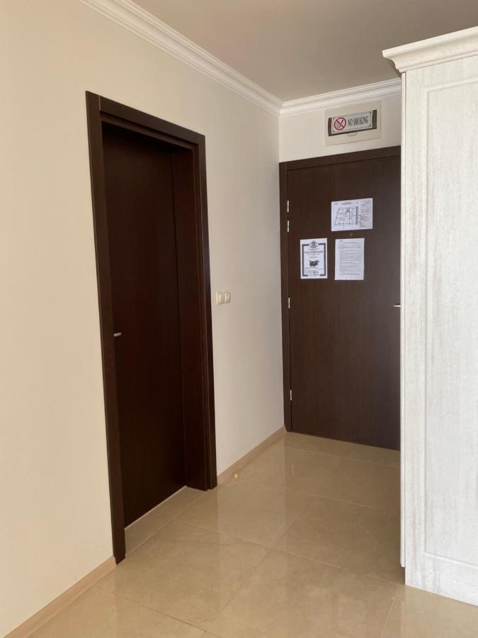 Private Apartments By The Sea With A Large Terrace In Apart Hotel! 帕莫瑞 外观 照片